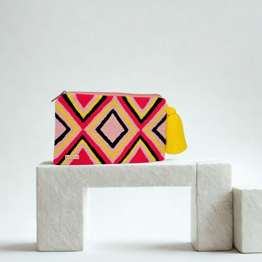 Rosarela Clutch